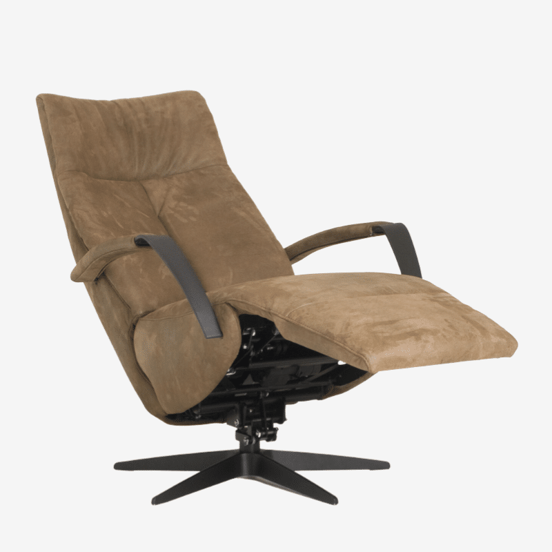 relaxfauteuil coralda met open arm op een draaivoet van De Toekomst